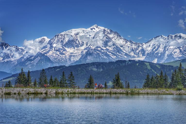 pique-niquer-en-montagne.jpg